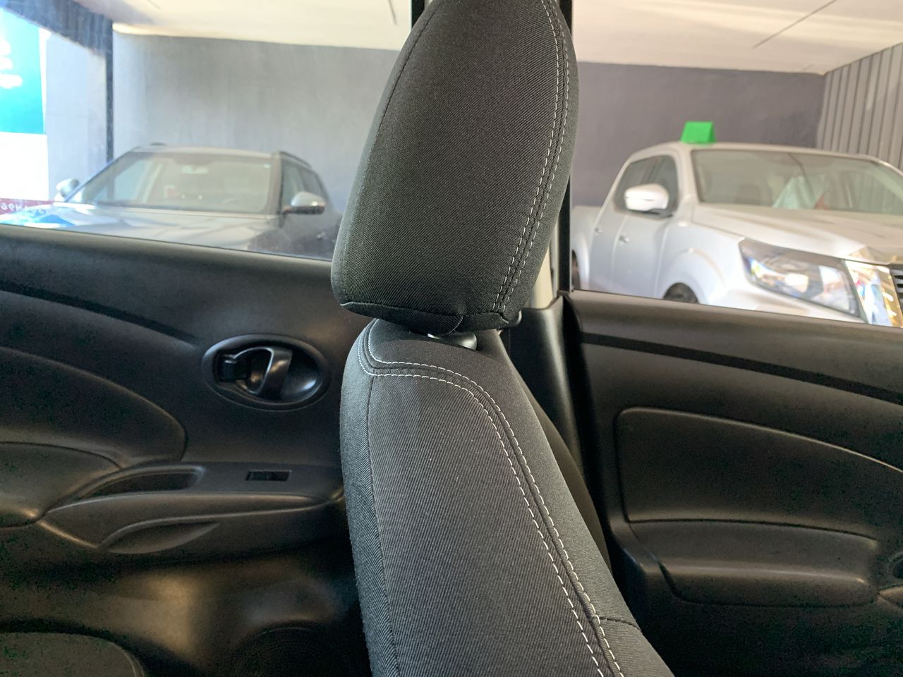 NISSAN - 14