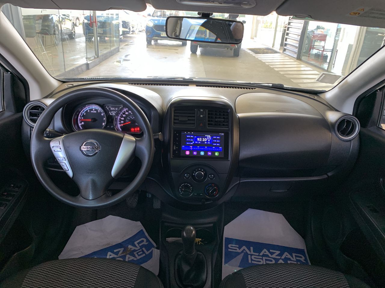 NISSAN - 16