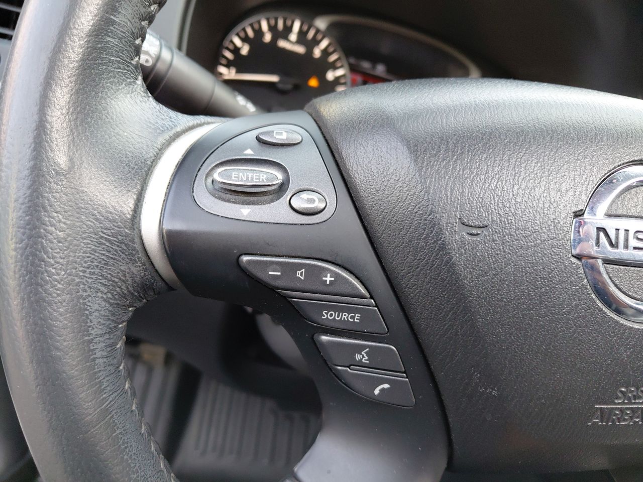 NISSAN - 17