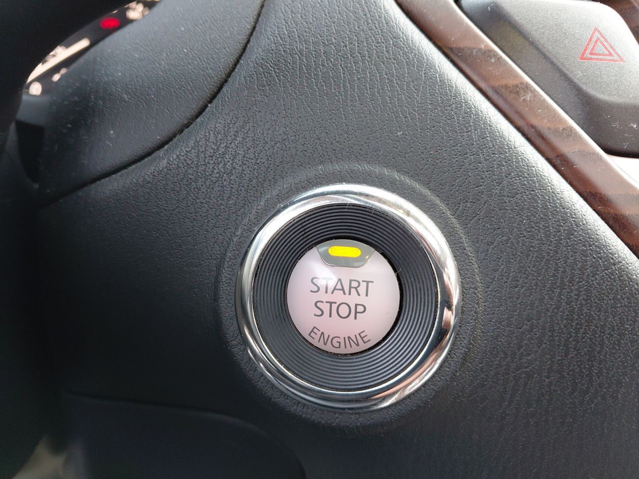 NISSAN - 28