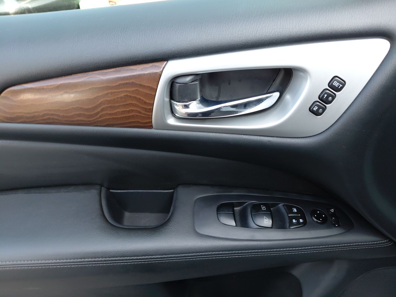NISSAN - 13