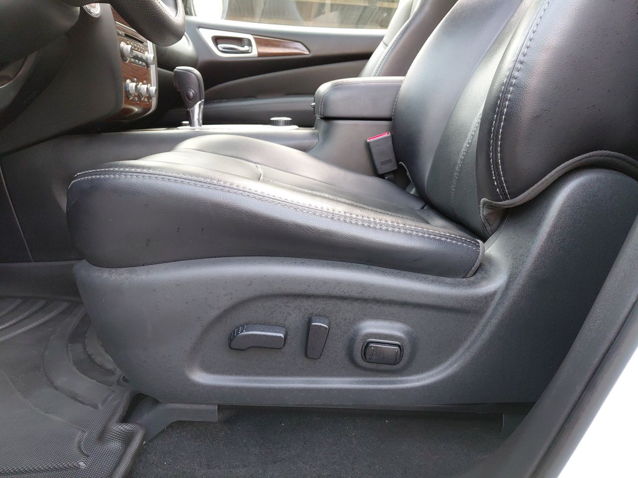 NISSAN - 14
