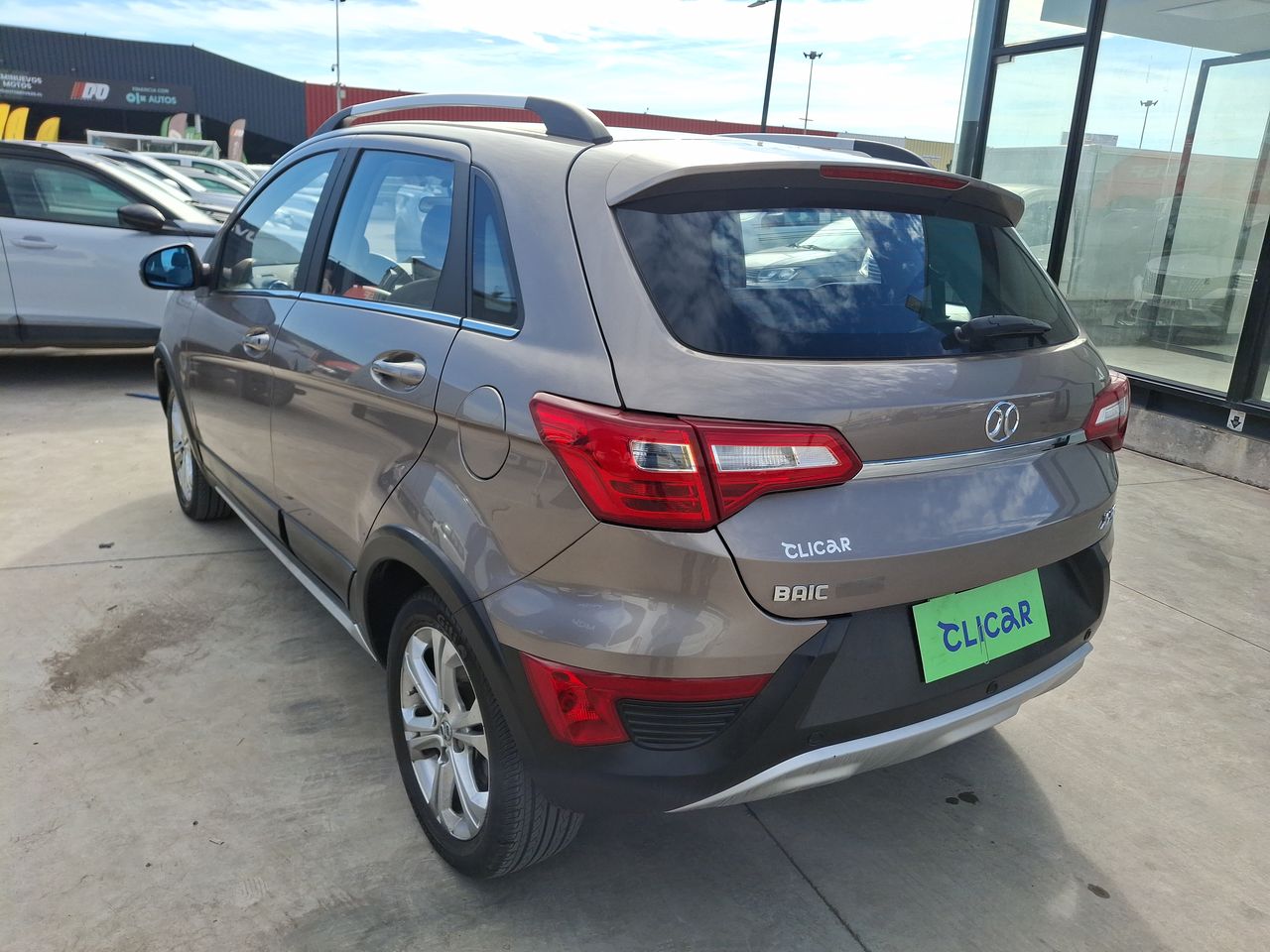 BAIC - 5