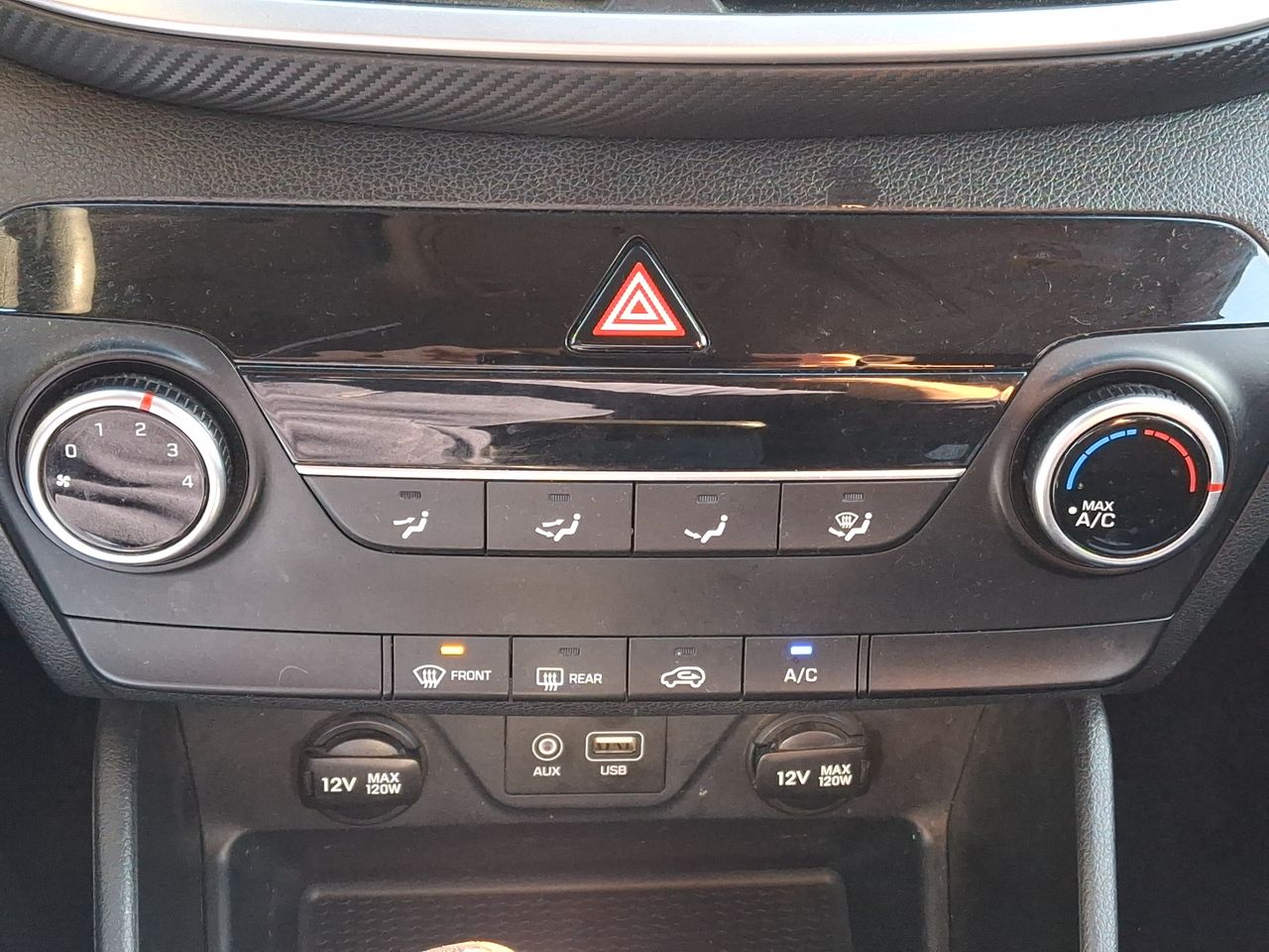 HYUNDAI - 21