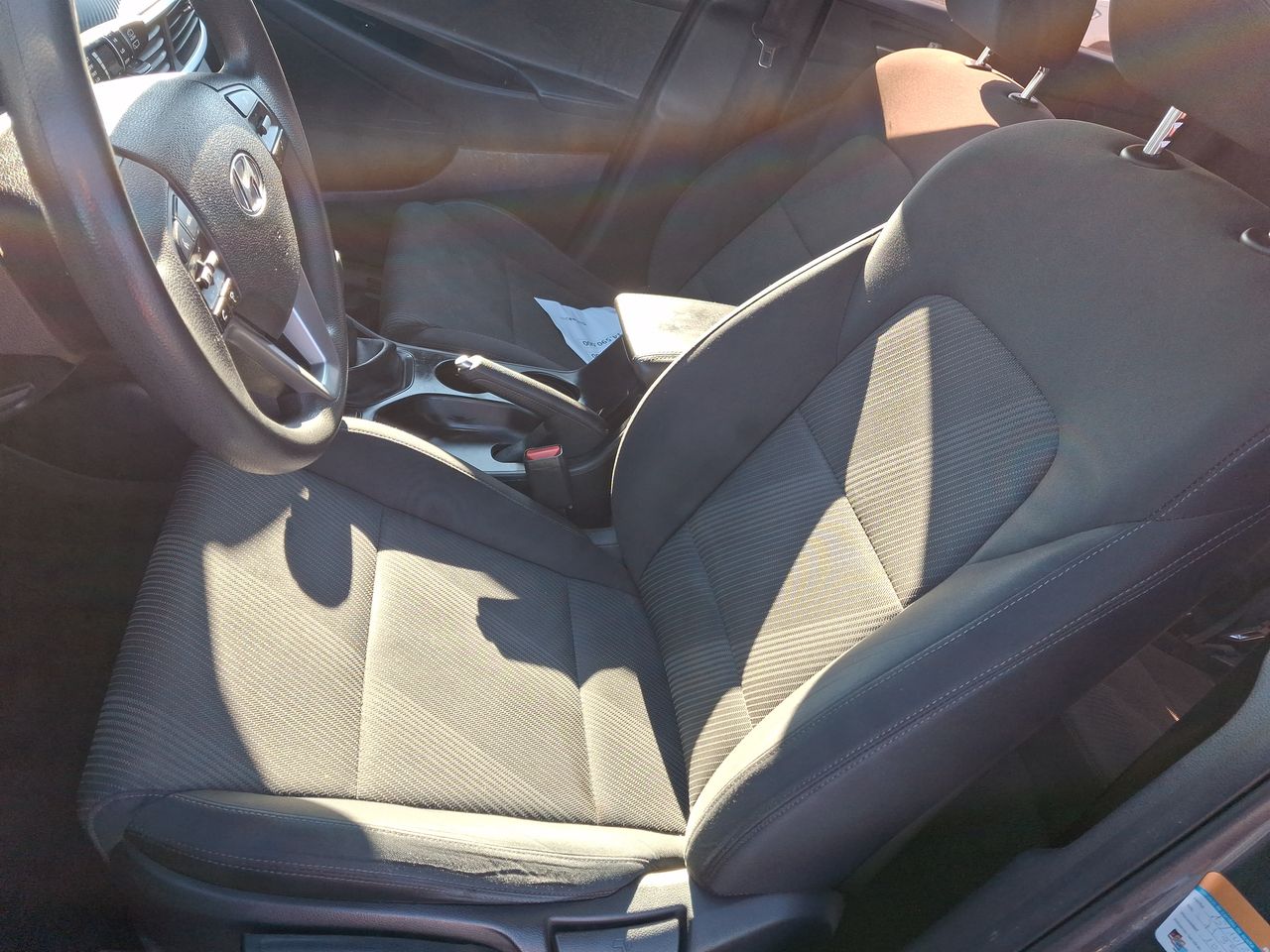 HYUNDAI - 15