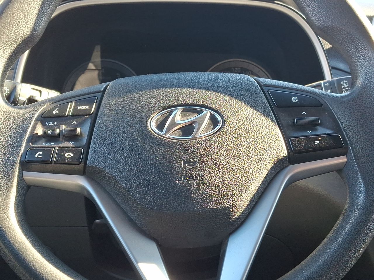 HYUNDAI - 17