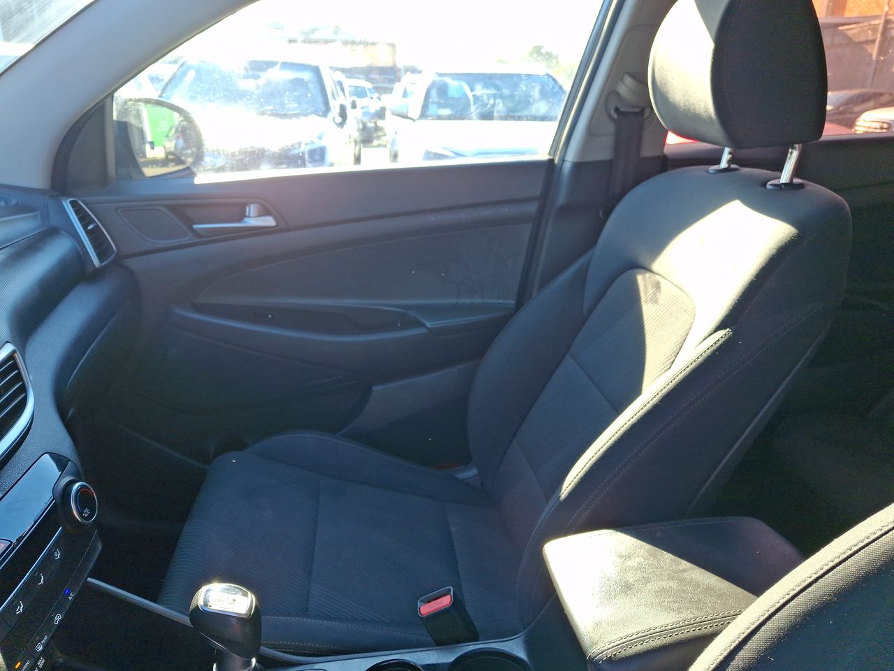 HYUNDAI - 2