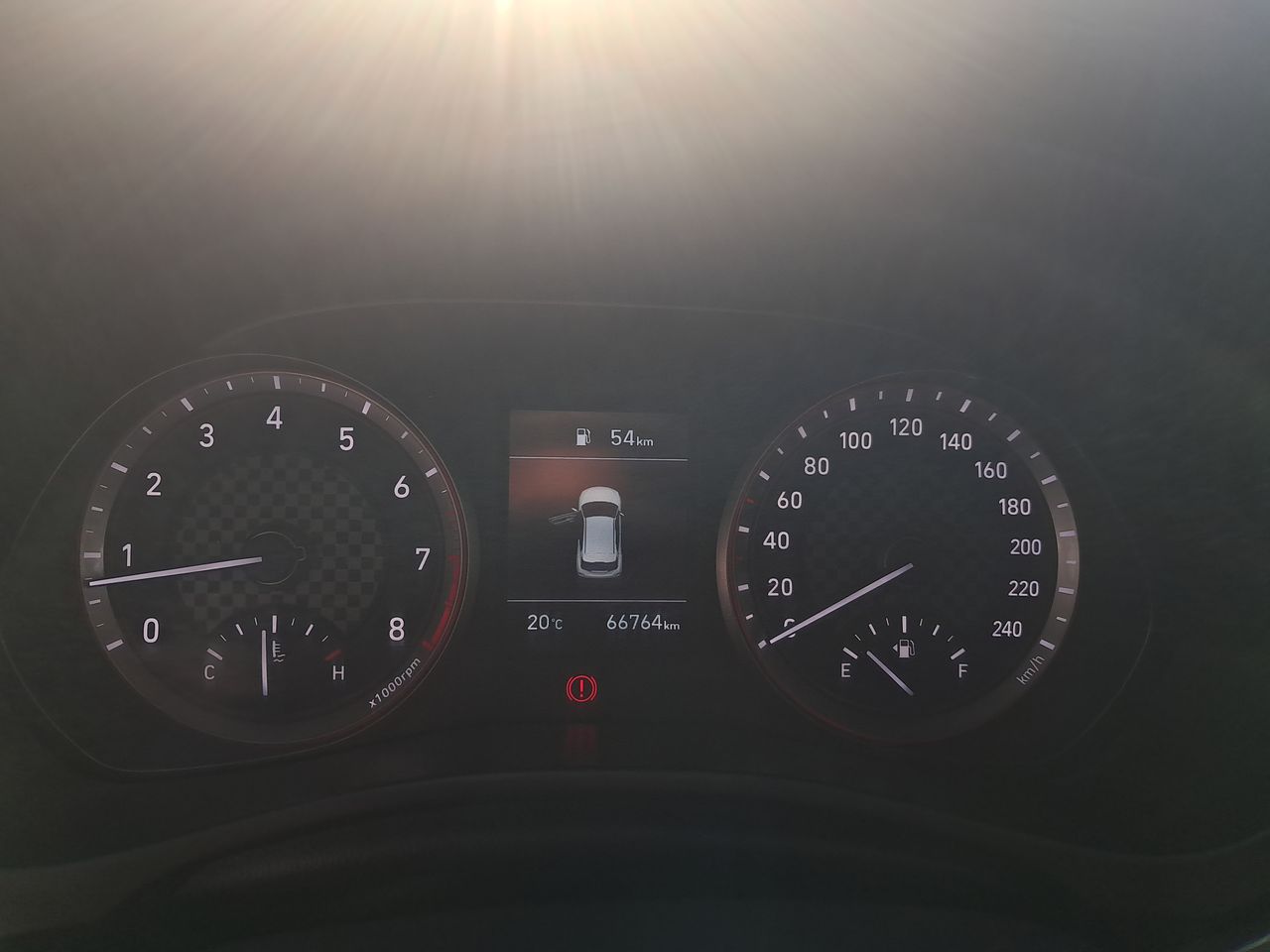 HYUNDAI - 26
