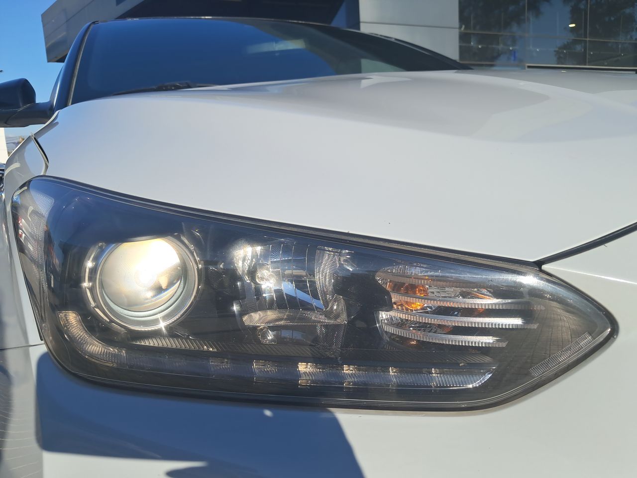 HYUNDAI - 18