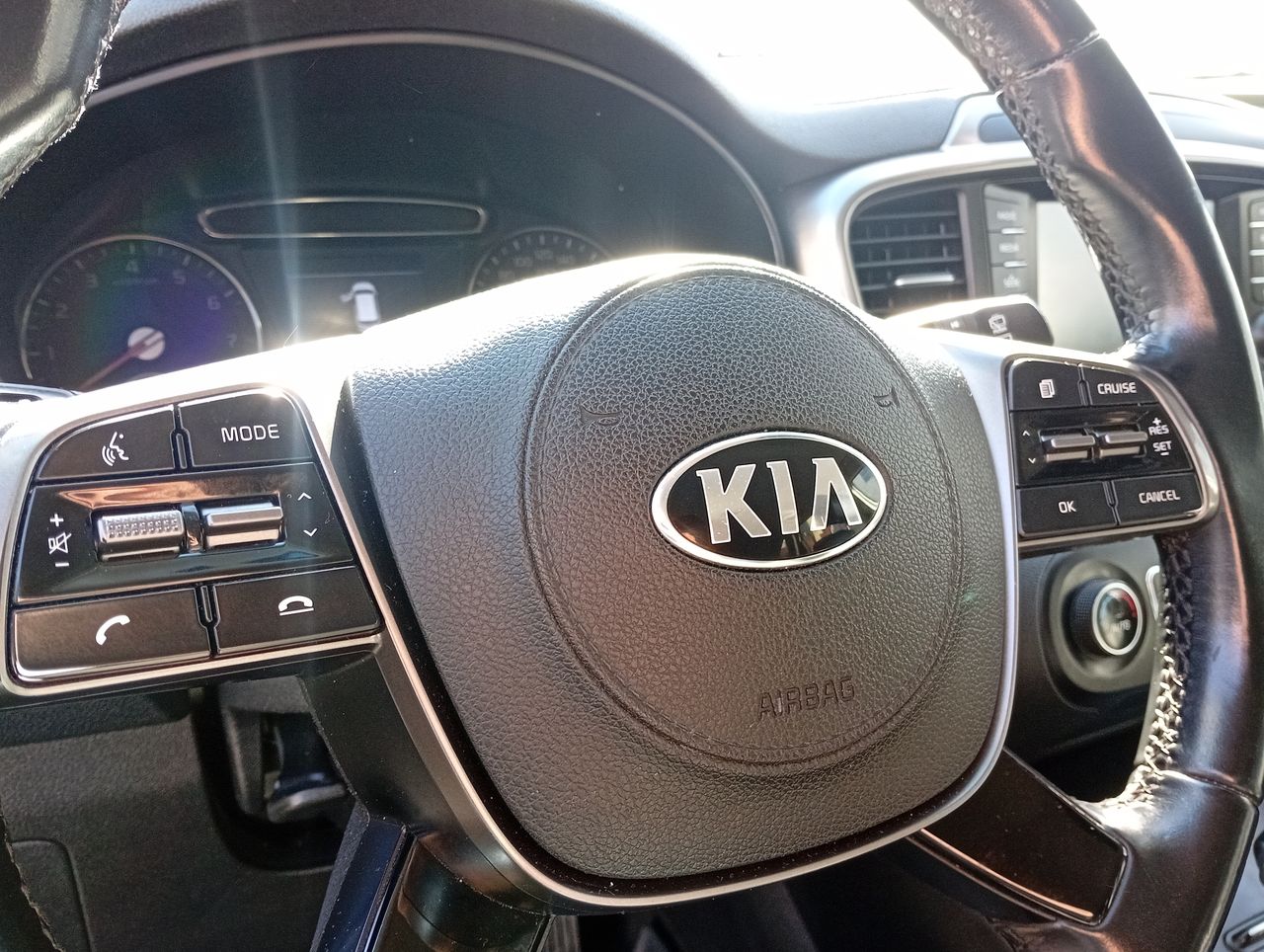 KIA - 27