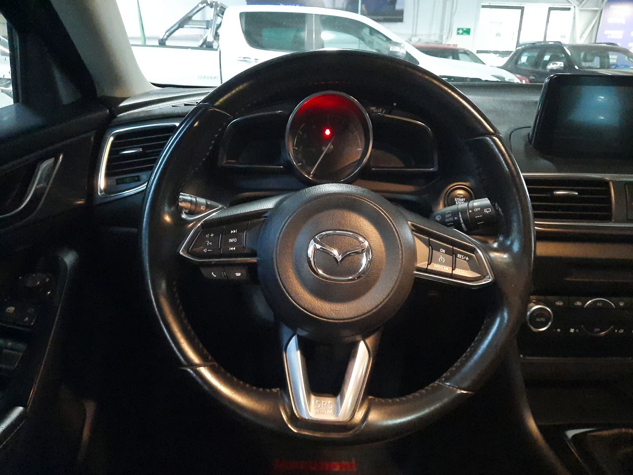 MAZDA - 18