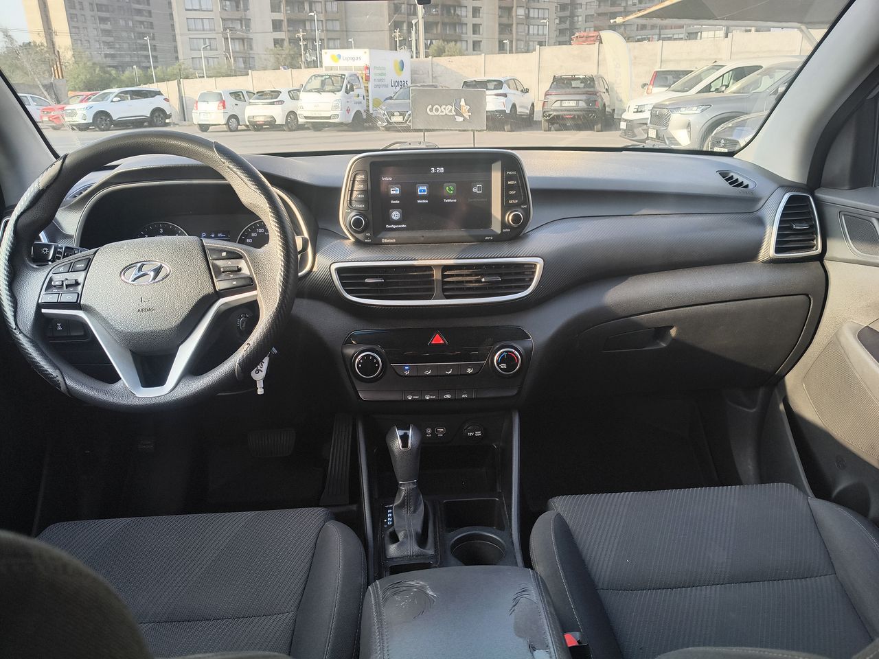 HYUNDAI - 21