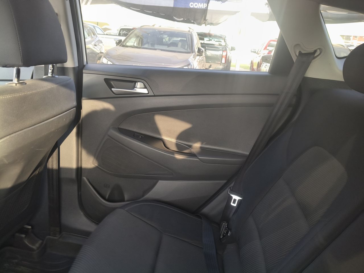 HYUNDAI - 4