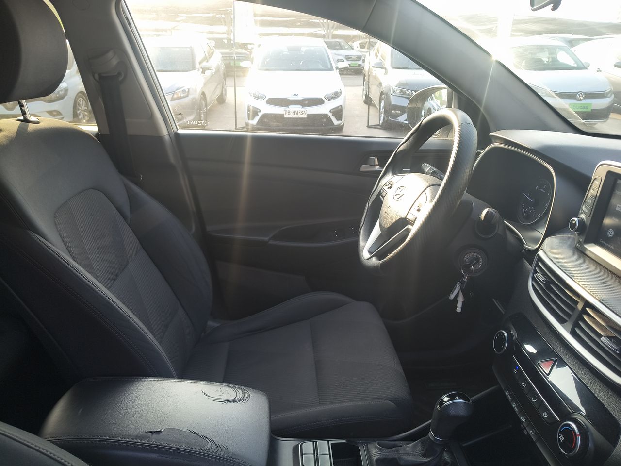 HYUNDAI - 8