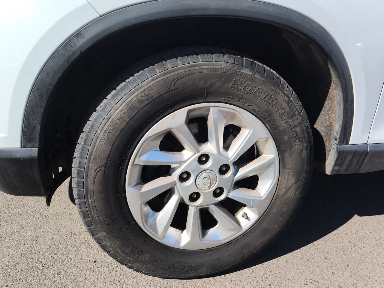 SSANGYONG - 15
