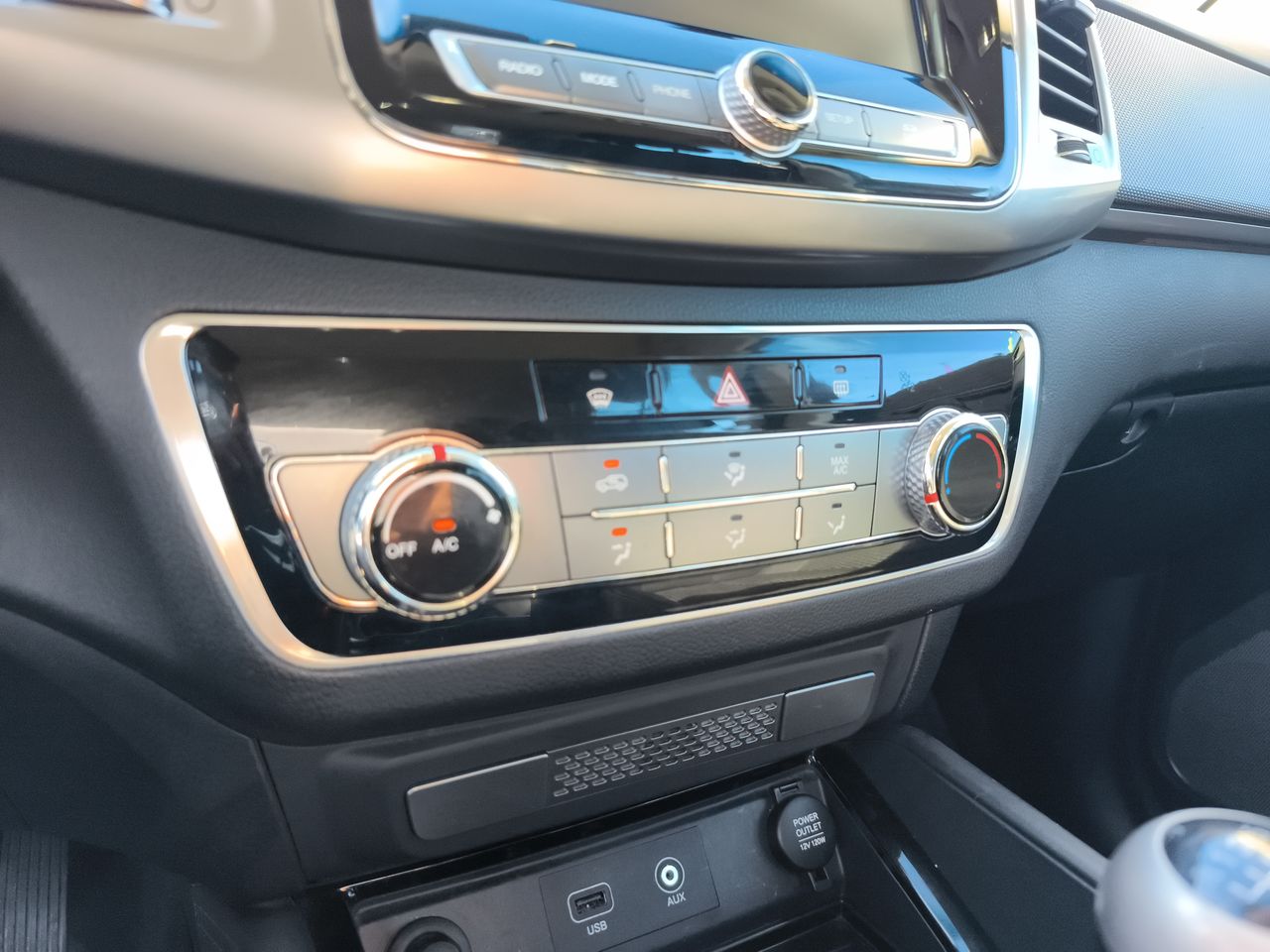SSANGYONG - 28