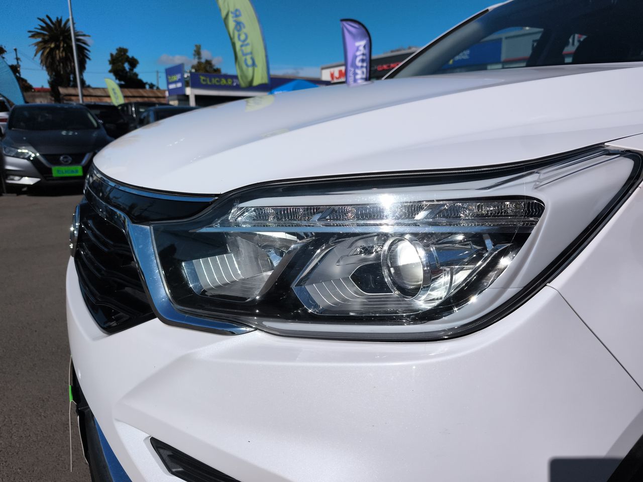 SSANGYONG - 16