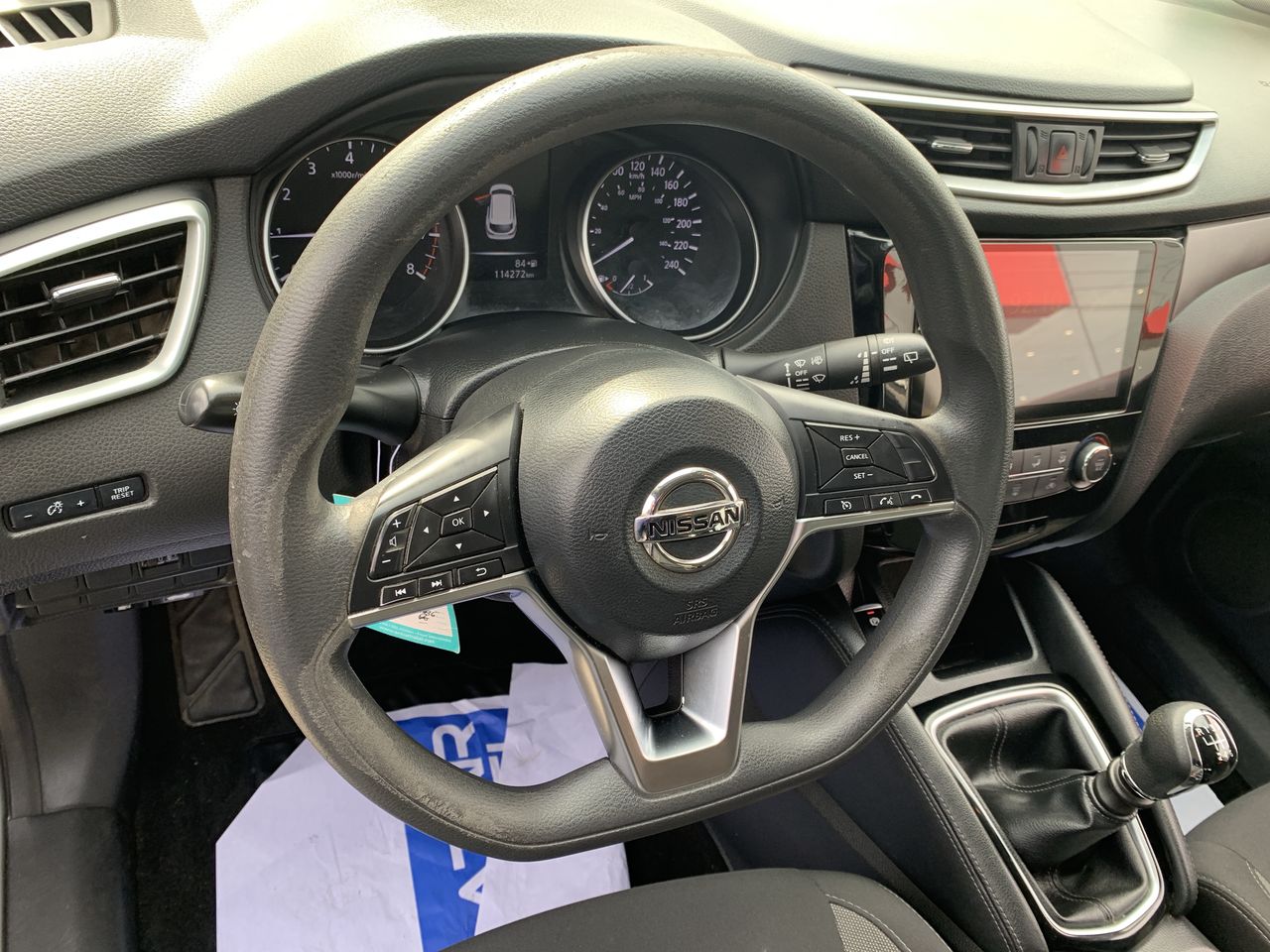 NISSAN - 23