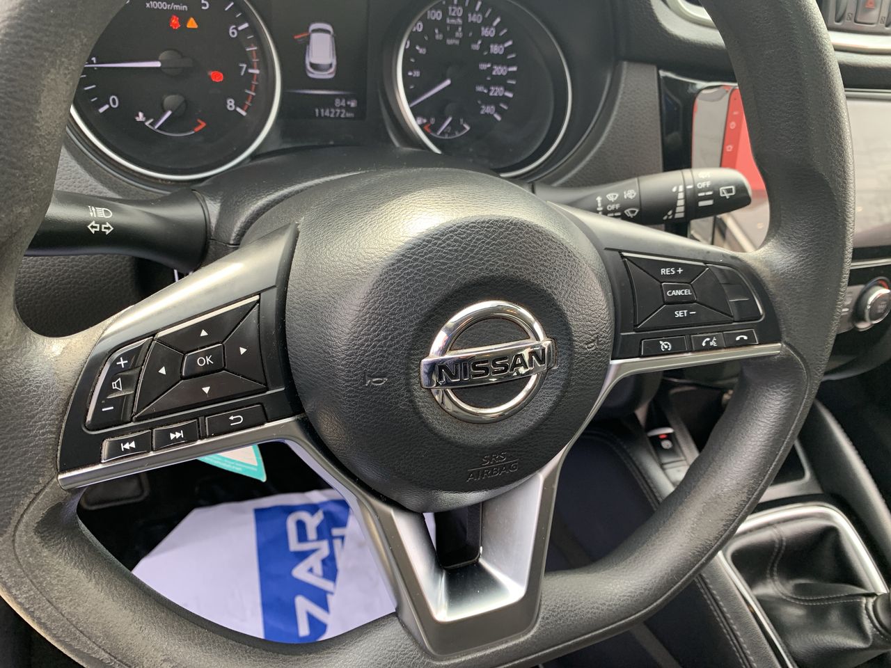 NISSAN - 24