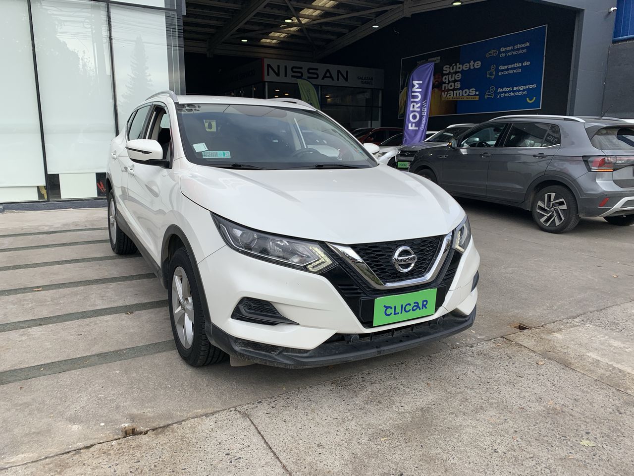 NISSAN - 4