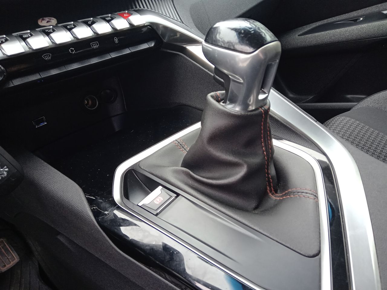 Audi Q2 — foto 22 de 25