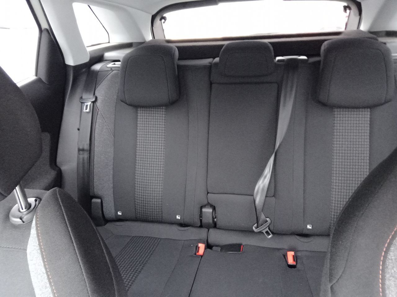 Audi Q2 — foto 25 de 25