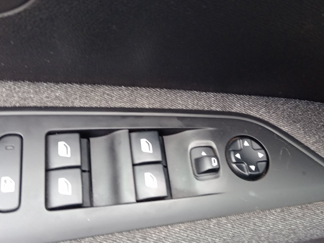 Audi Q2 — foto 13 de 25