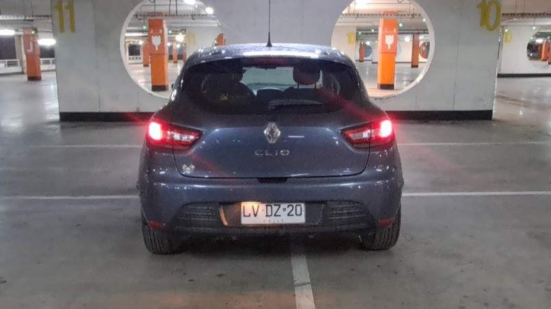 RENAULT - 5