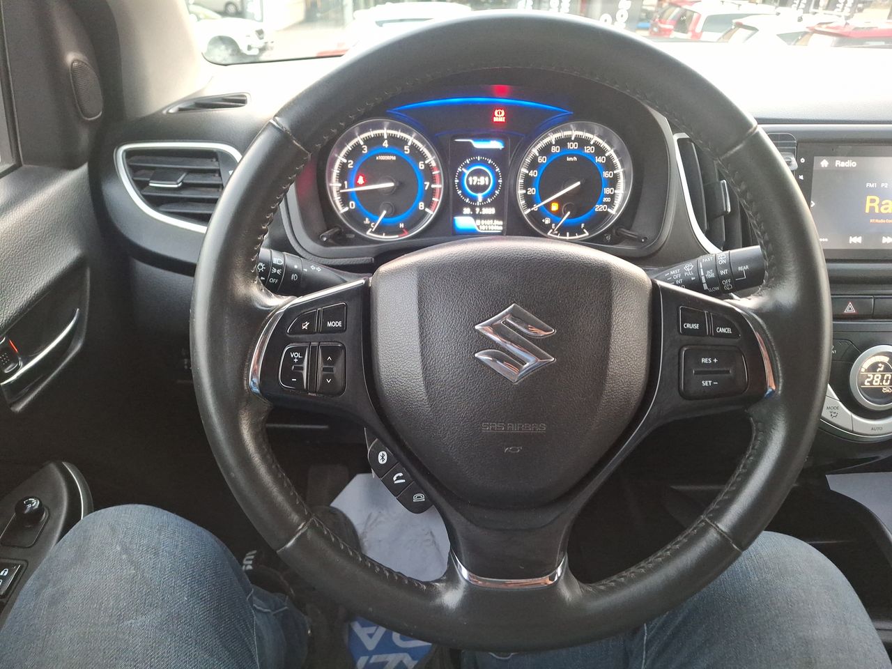 SUZUKI - 23