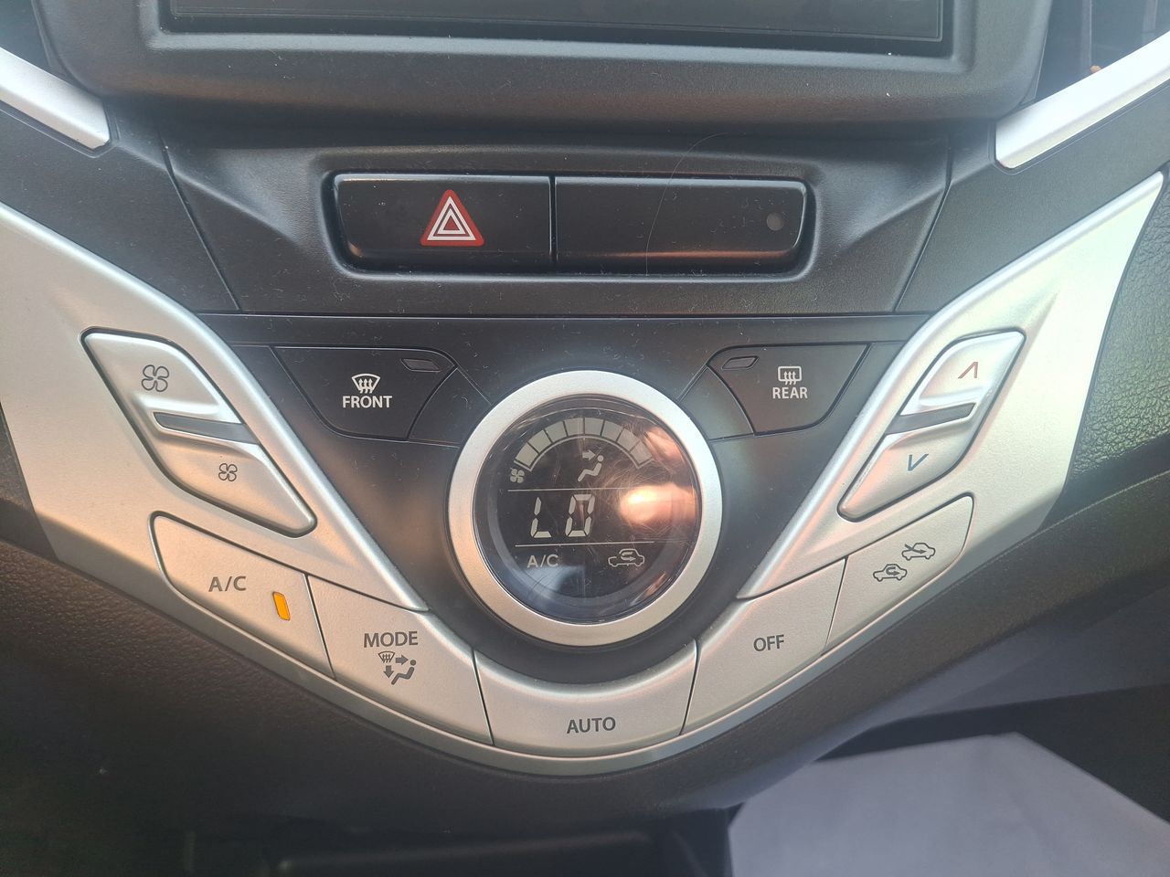 SUZUKI - 28