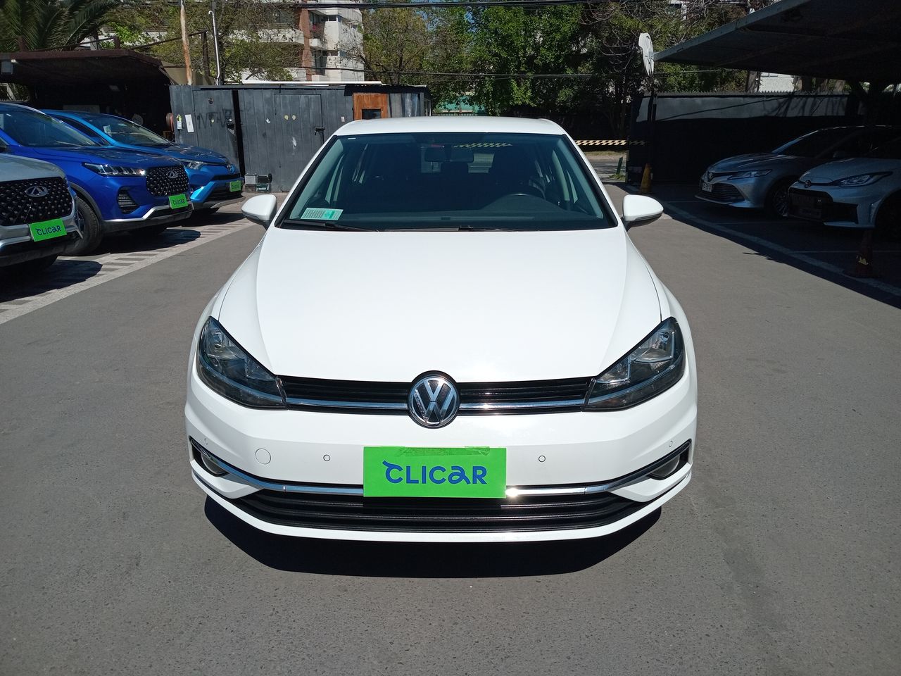 VOLKSWAGEN - 2
