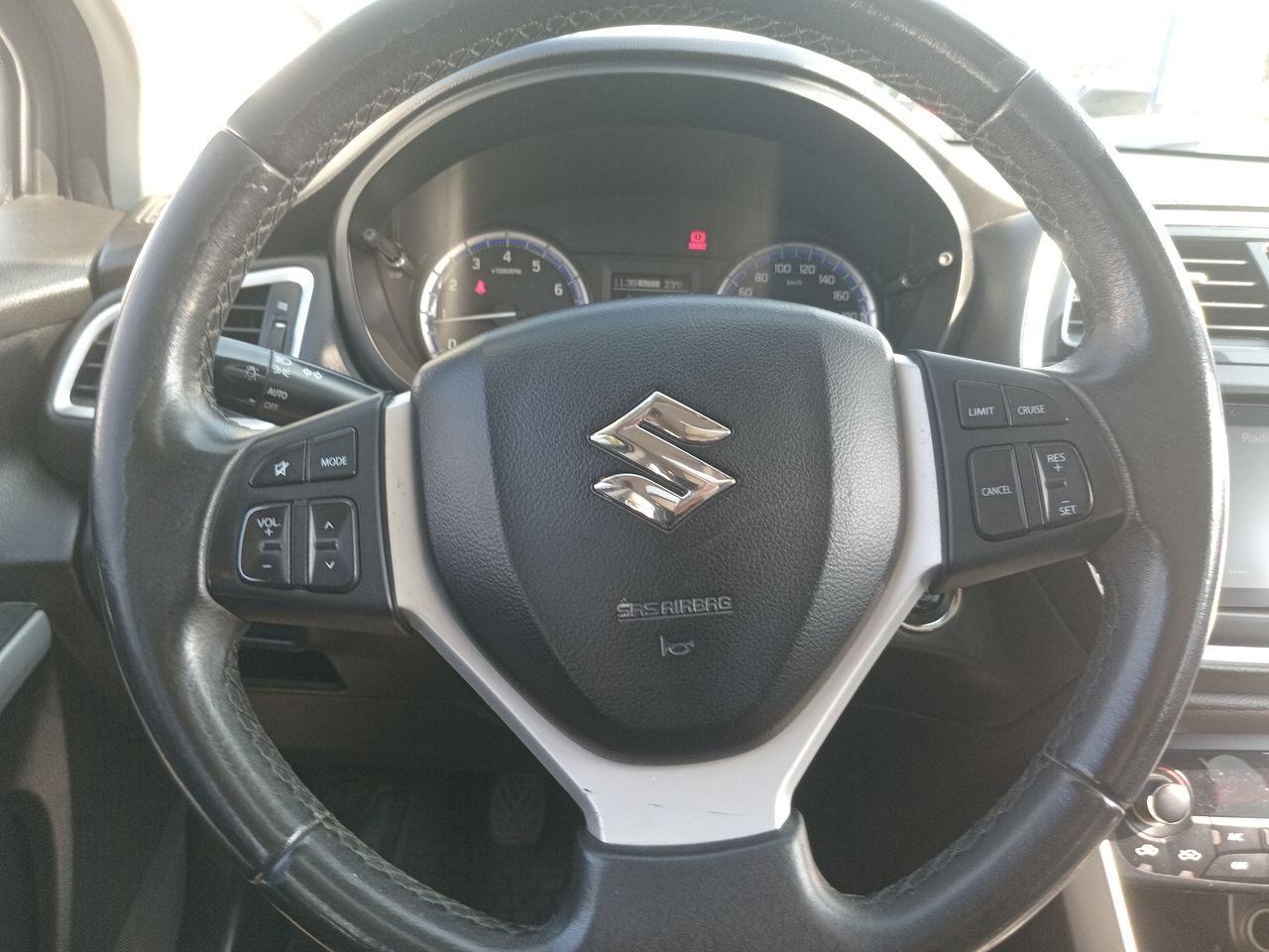 SUZUKI - 26