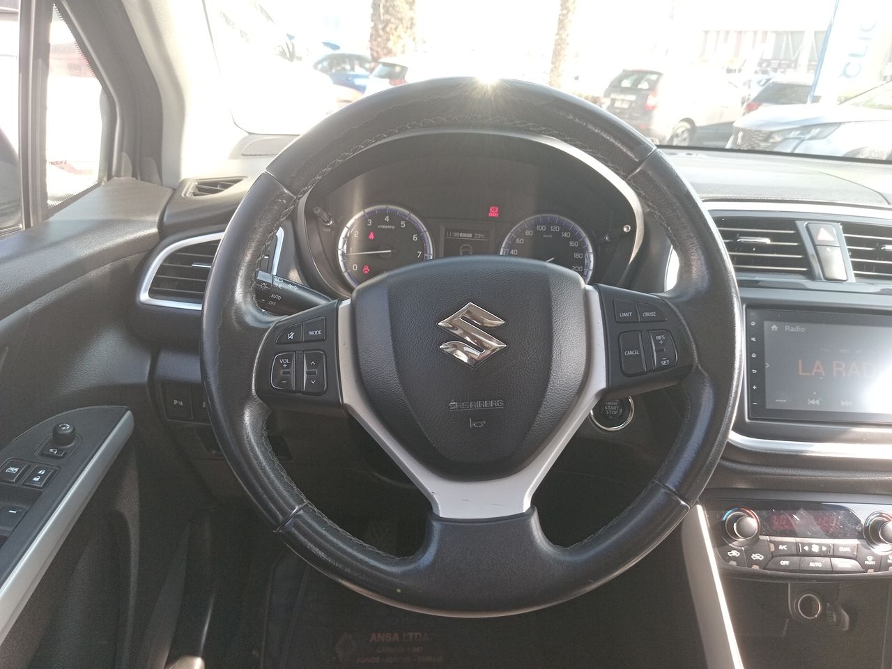 SUZUKI - 25