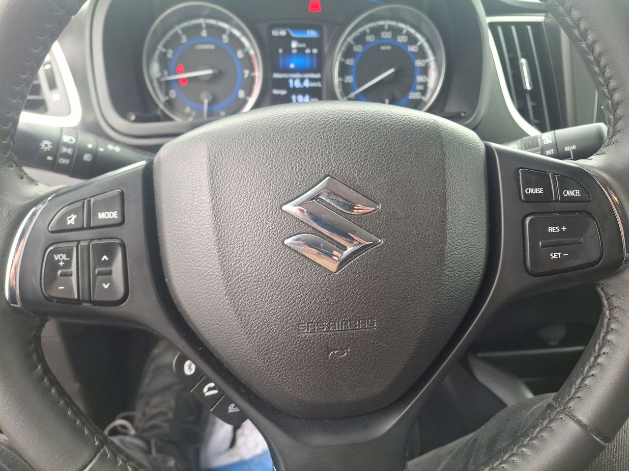 SUZUKI - 24