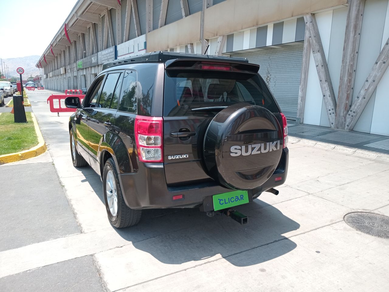 SUZUKI - 5