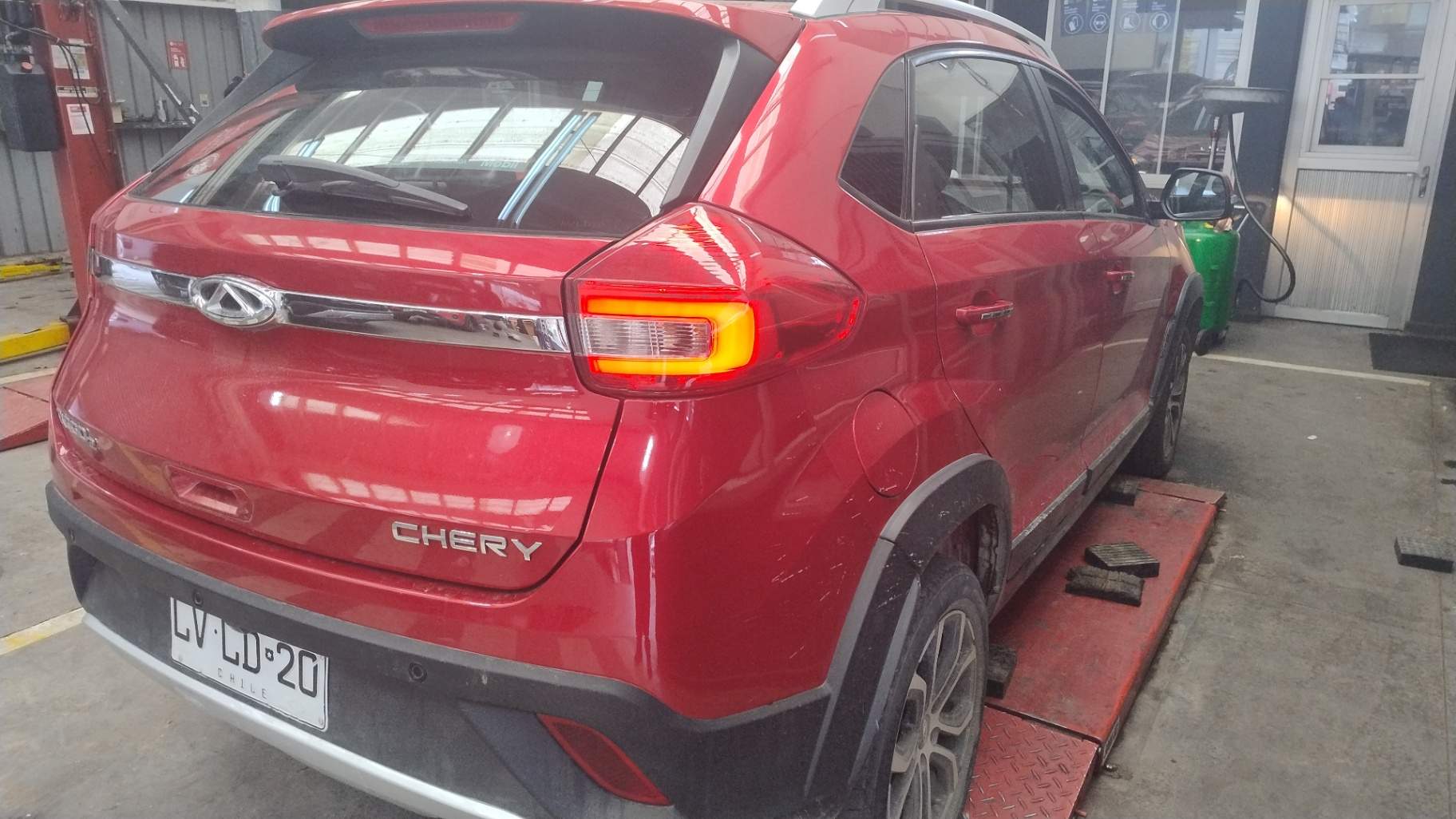 CHERY - 4