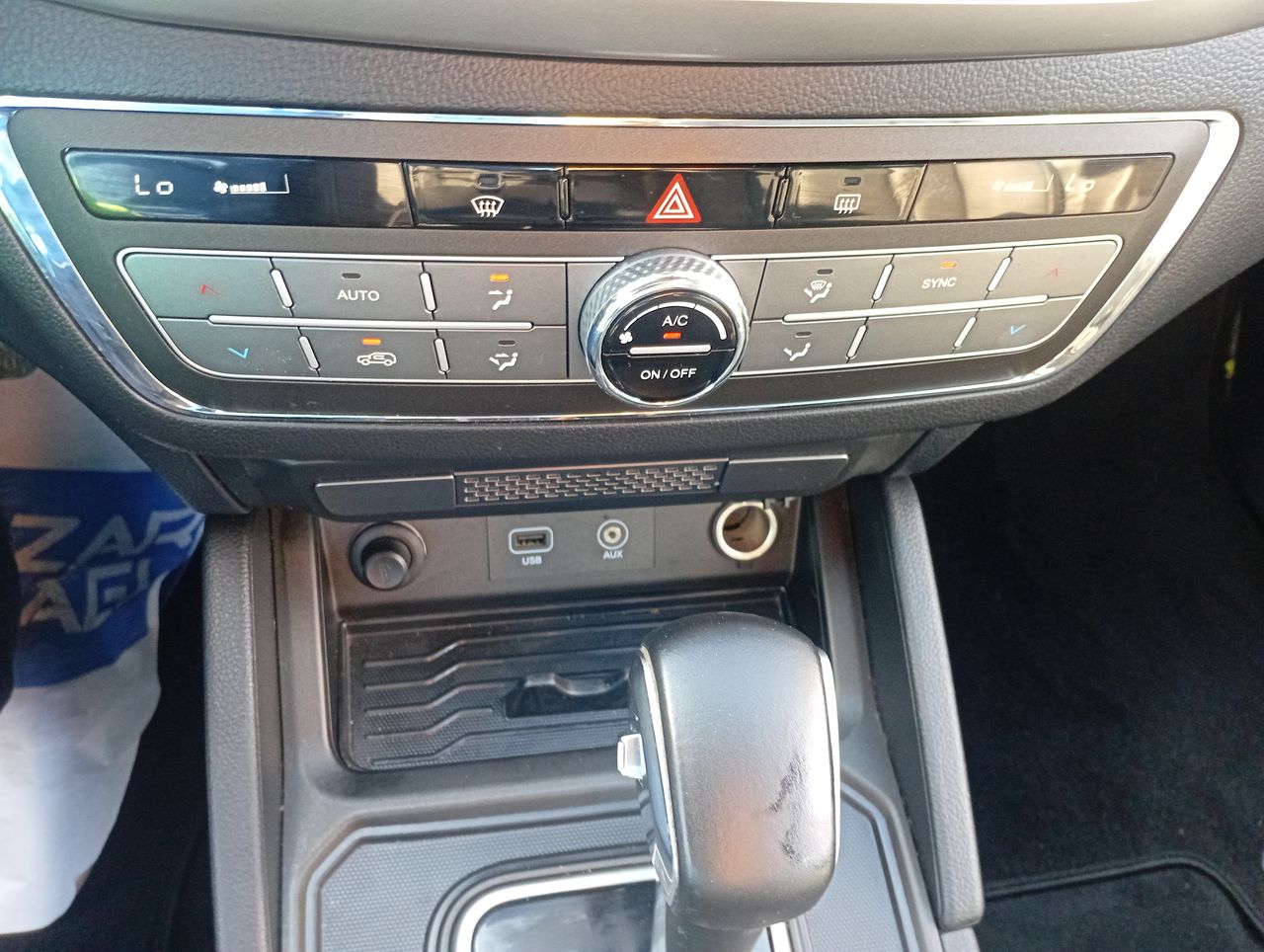 SSANGYONG - 27