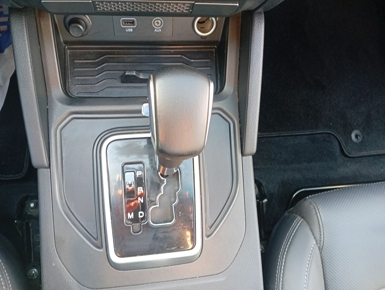 SSANGYONG - 28