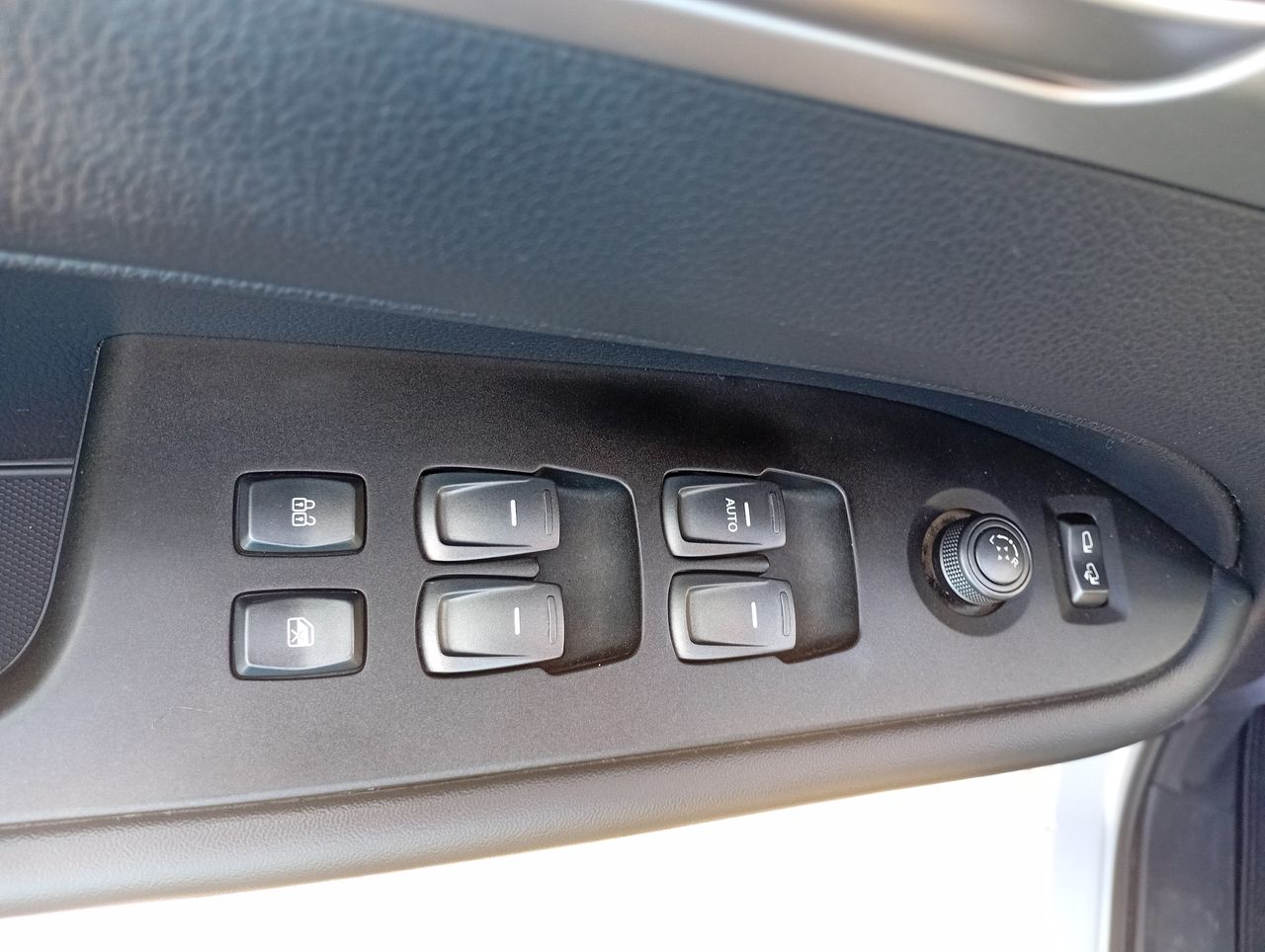SSANGYONG - 19