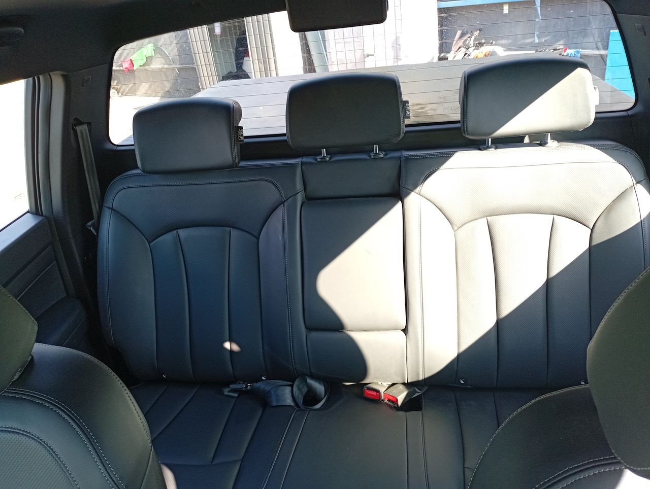 SSANGYONG - 12