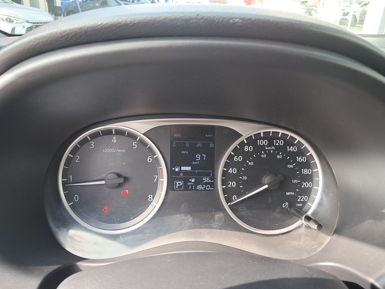 NISSAN - 18