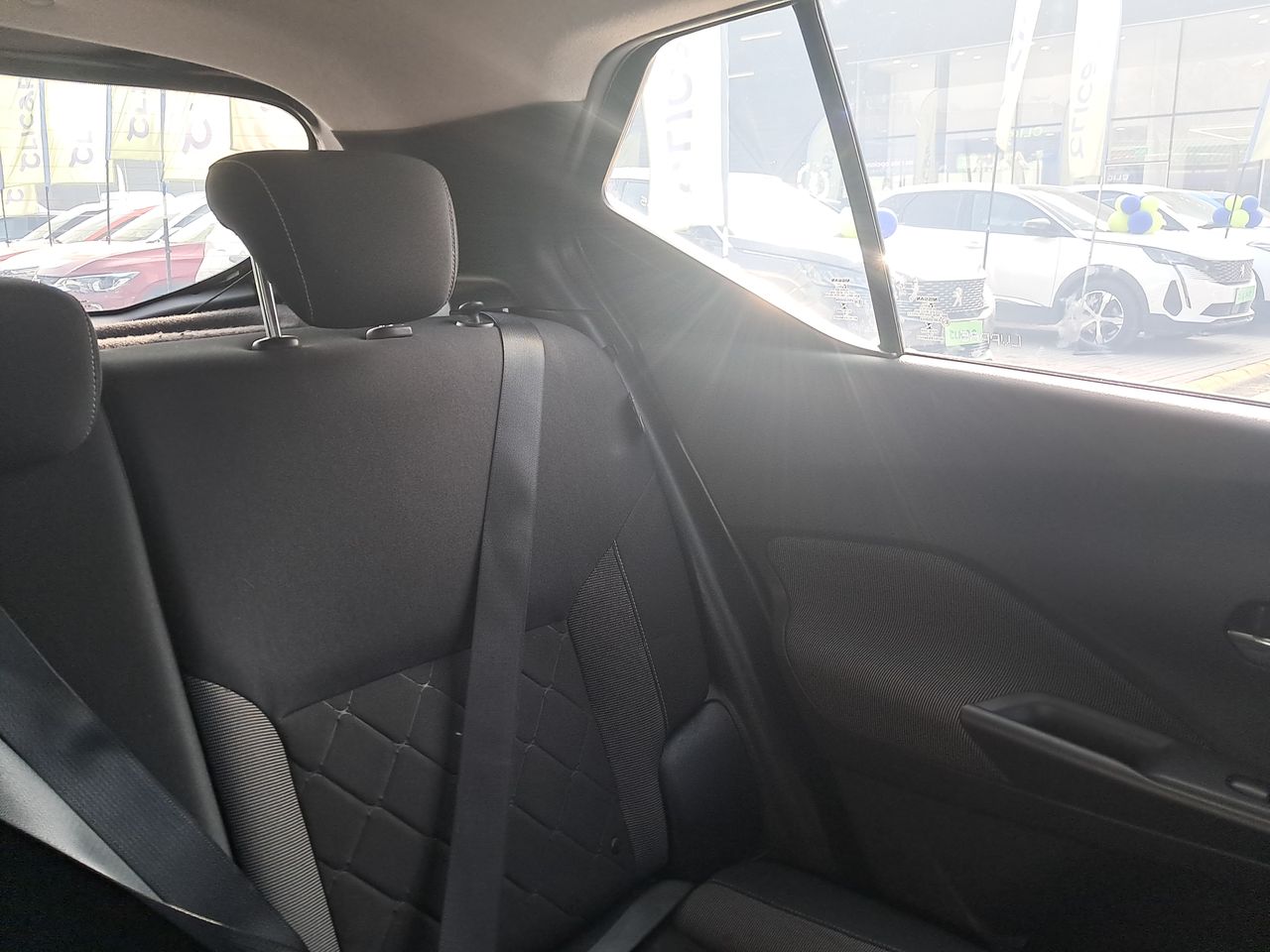 NISSAN - 6