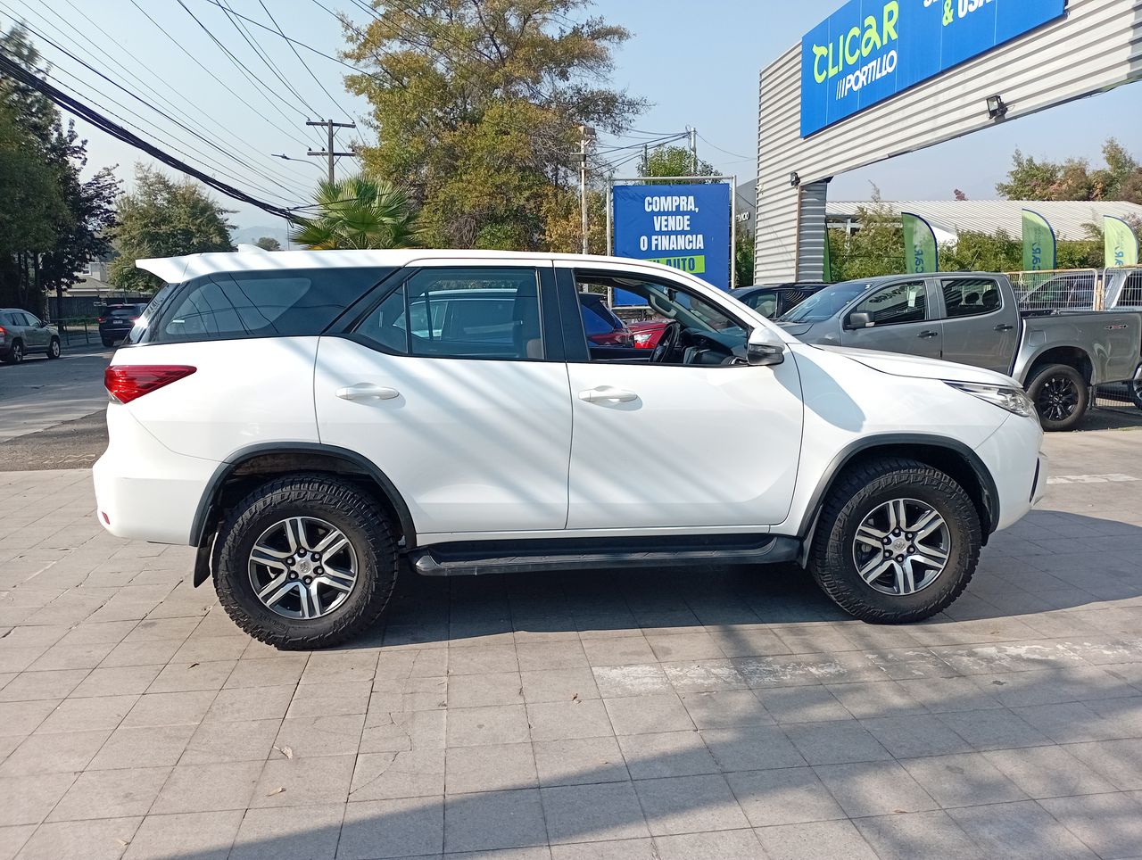 TOYOTA - 8