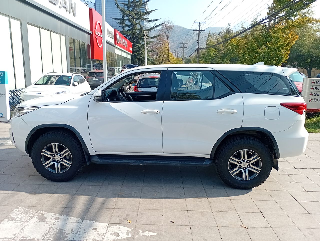 TOYOTA - 4