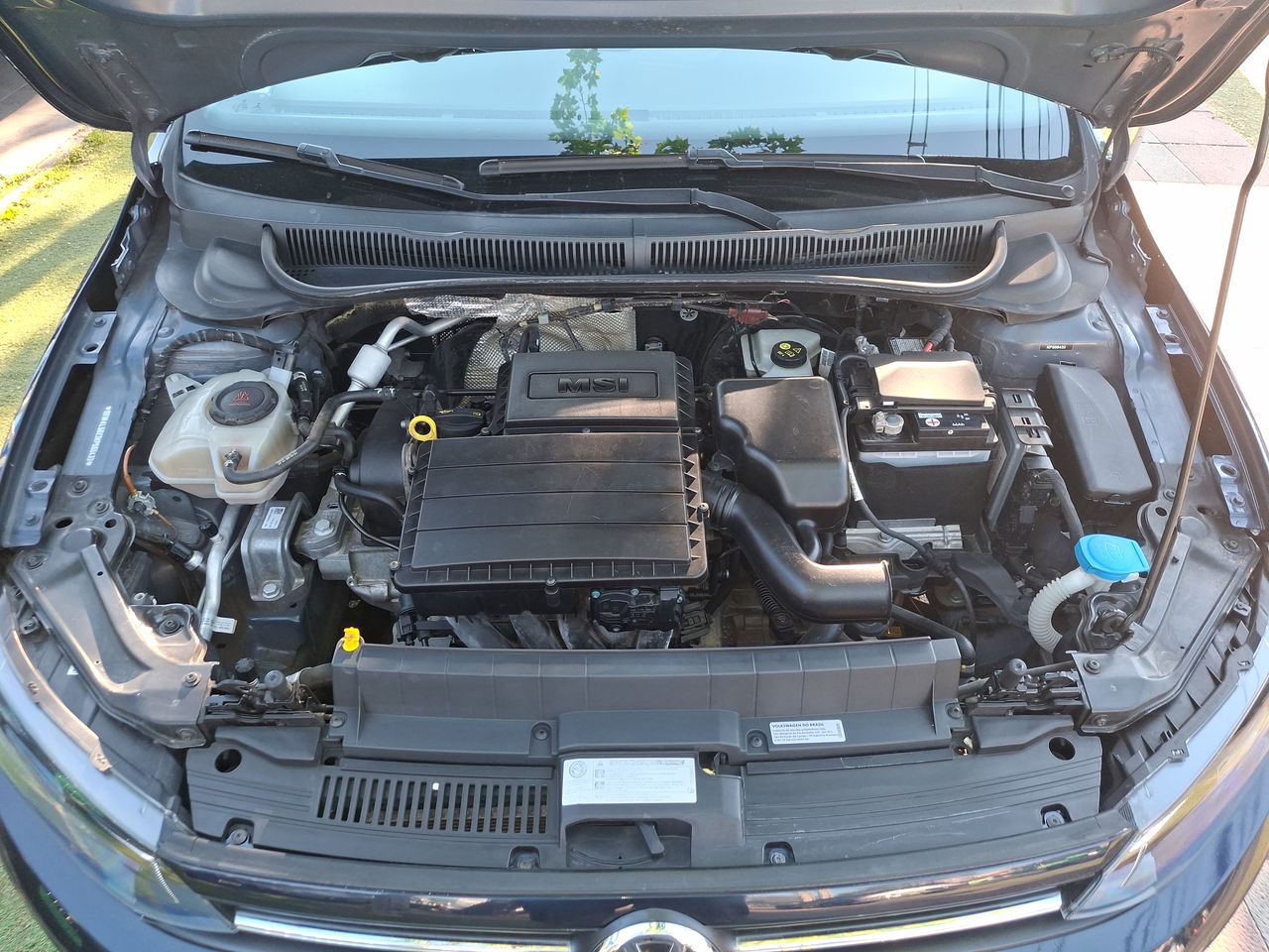 VOLKSWAGEN - 18