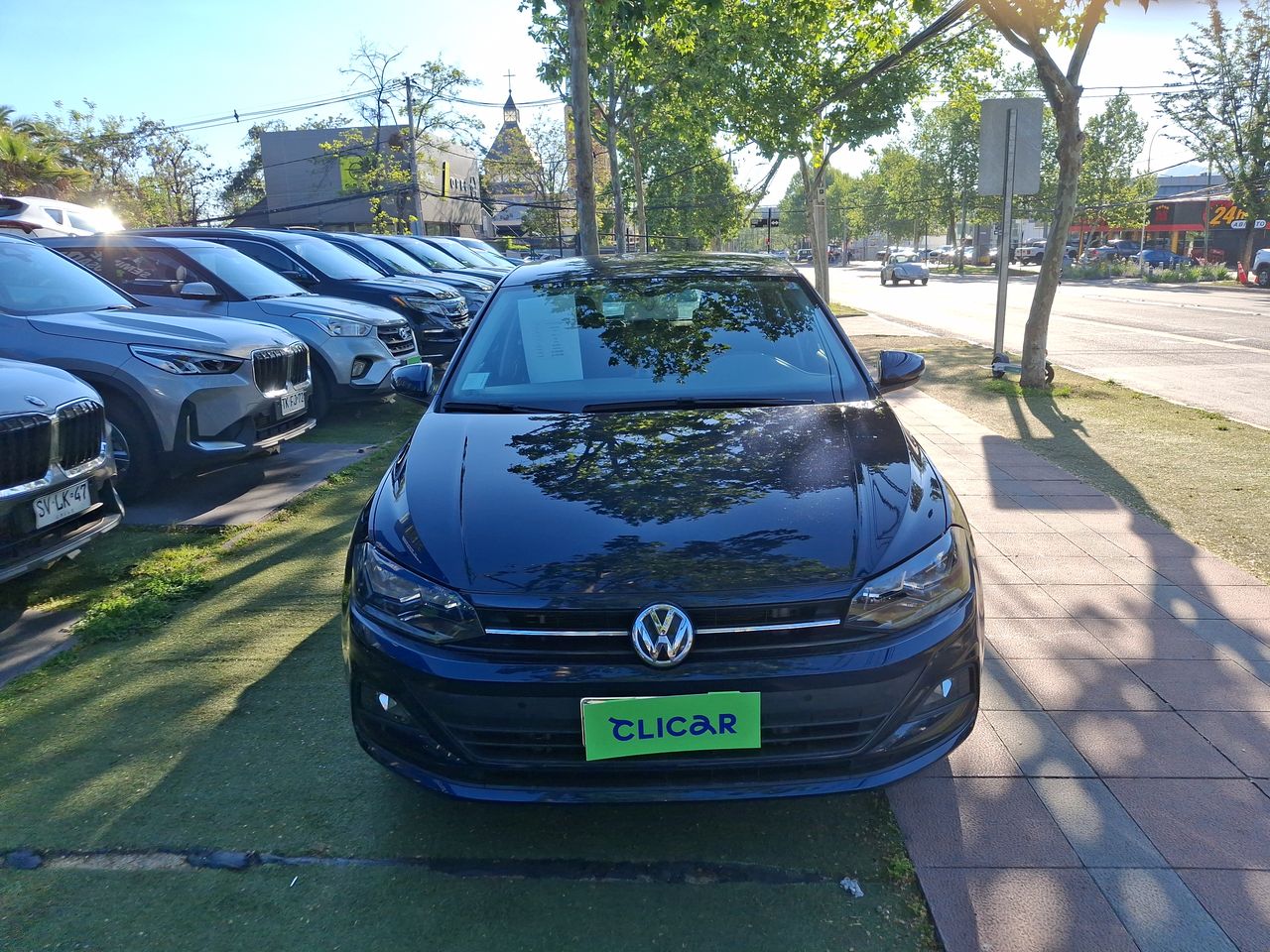 VOLKSWAGEN - 2
