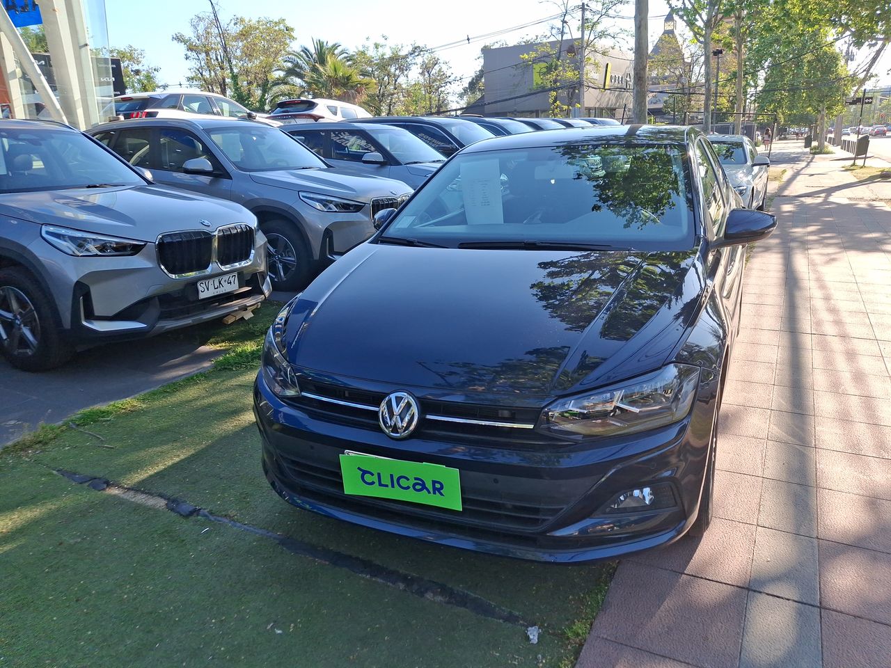 VOLKSWAGEN - 3