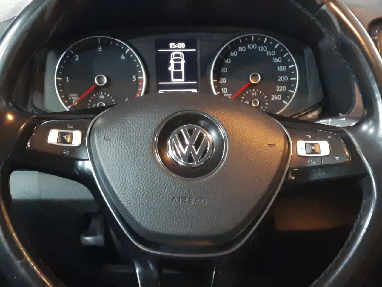 VOLKSWAGEN - 19