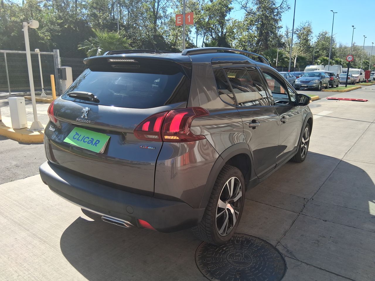 PEUGEOT - 5