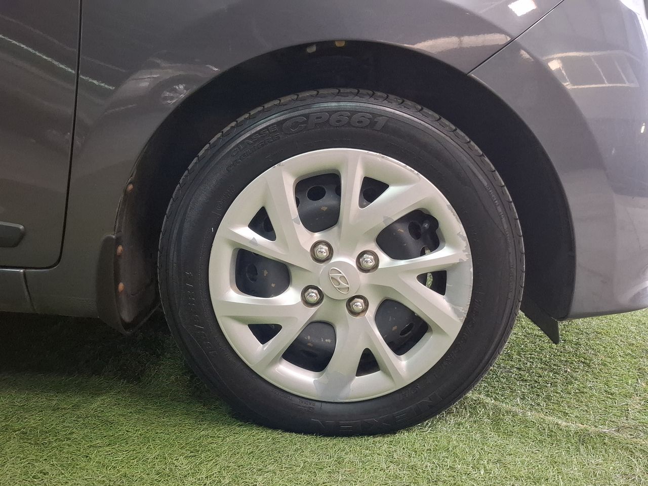 HYUNDAI - 17